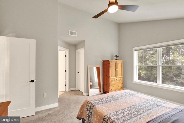 12 THISTLE CT, Myerstown, PA 17067