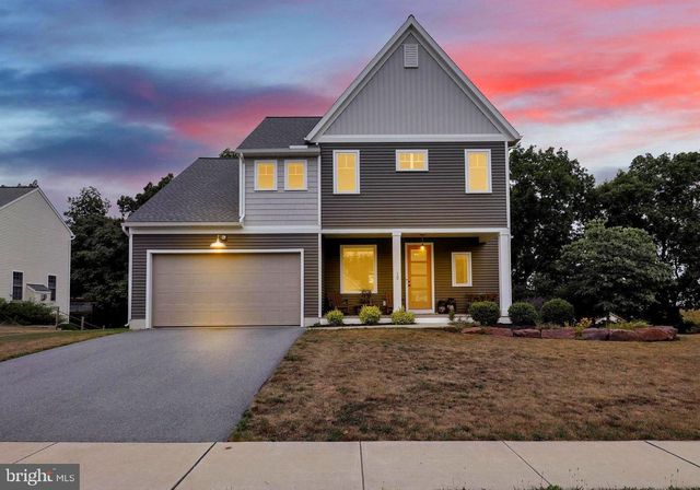 12 THISTLE CT, Myerstown, PA 17067