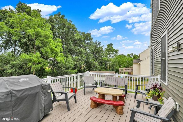 12 THISTLE CT, Myerstown, PA 17067