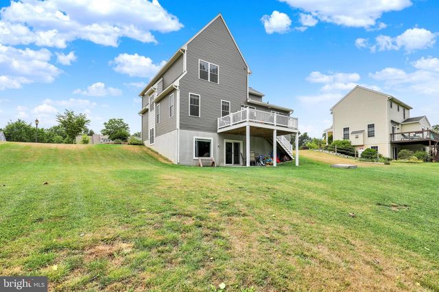 12 THISTLE CT, Myerstown, PA 17067