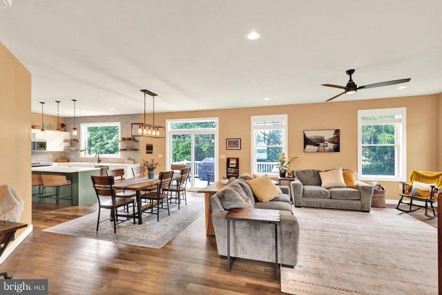 12 THISTLE CT, Myerstown, PA 17067