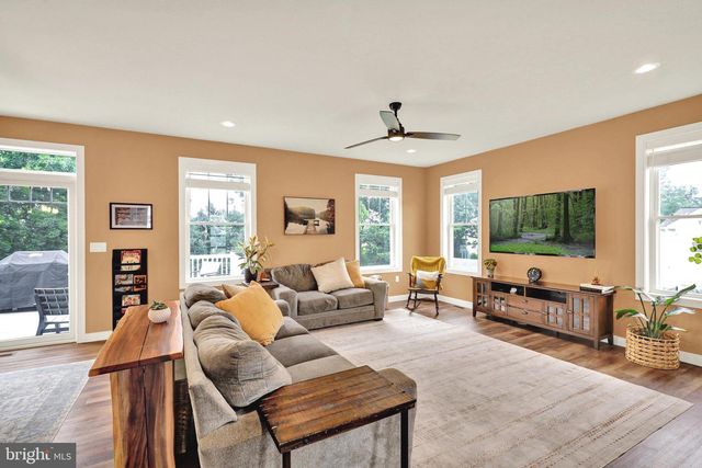 12 THISTLE CT, Myerstown, PA 17067