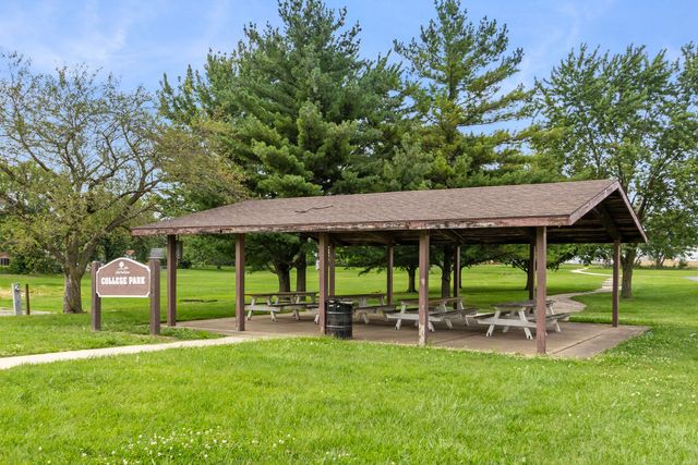 914 Menlo Court, Joliet, IL 60431