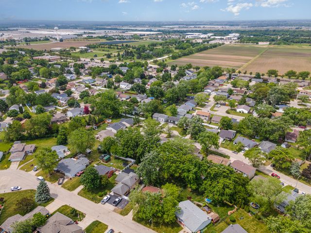 914 Menlo Court, Joliet, IL 60431