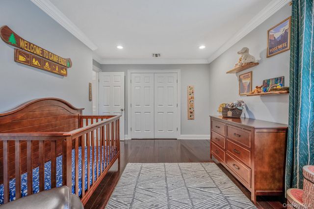 128 Pace Drive S, West Islip, NY 11795
