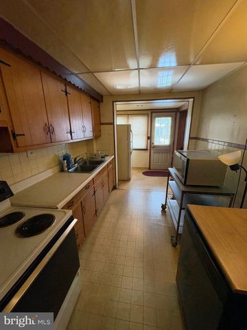 612 SAUDE AVE, Essington, PA 19029