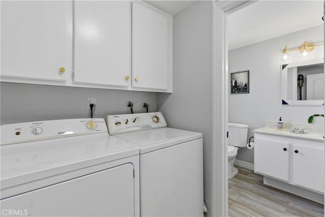 2100 W Palmyra 33, Orange, CA 92868