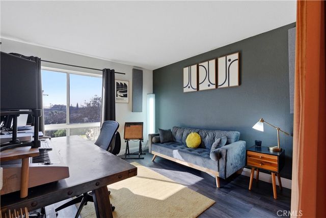 2100 W Palmyra 33, Orange, CA 92868