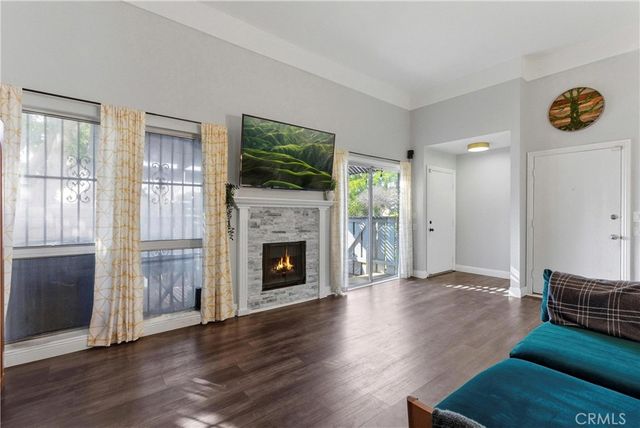 2100 W Palmyra 33, Orange, CA 92868