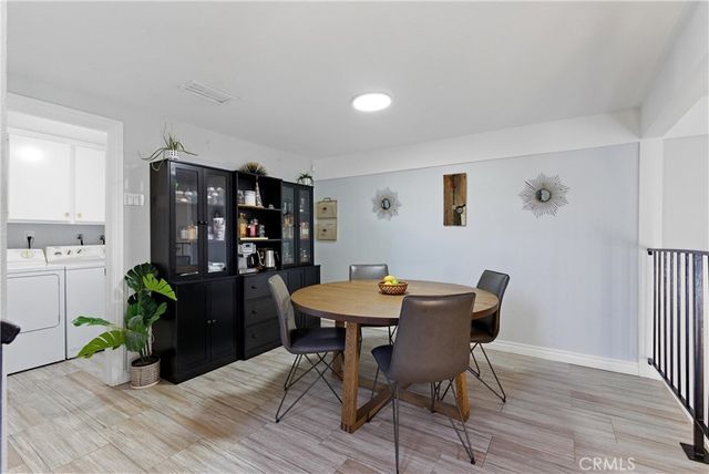 2100 W Palmyra 33, Orange, CA 92868