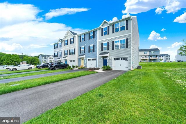 222 HAMILTON LN, Coatesville, PA 19320