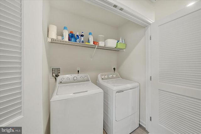 222 HAMILTON LN, Coatesville, PA 19320