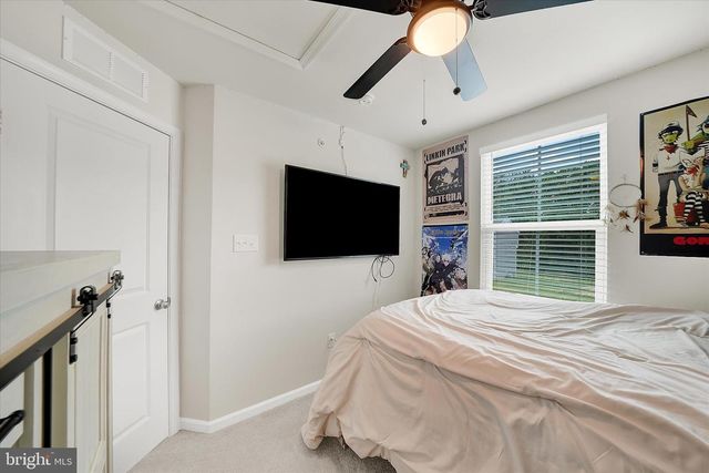 222 HAMILTON LN, Coatesville, PA 19320