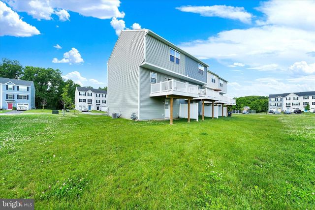 222 HAMILTON LN, Coatesville, PA 19320