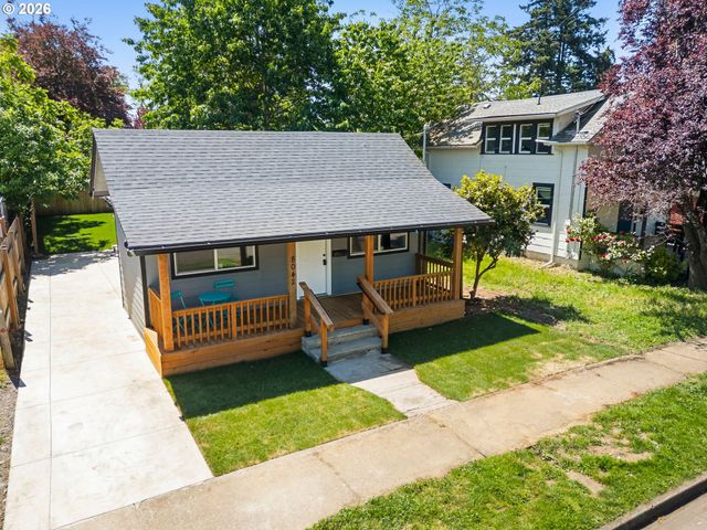 8042 Se TOLMAN St, Portland, OR 97206