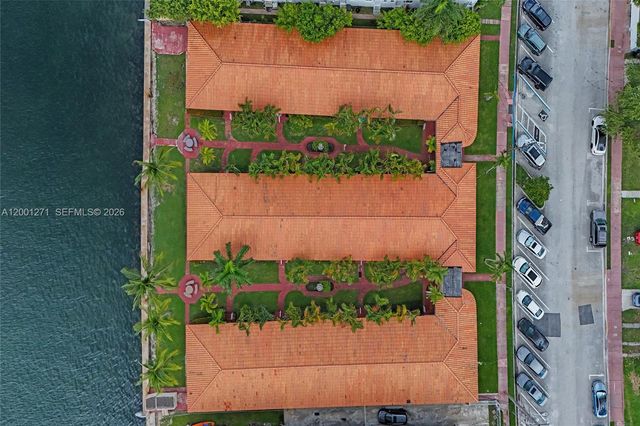 2170 Bay Dr 3-20, Miami Beach, FL 33141