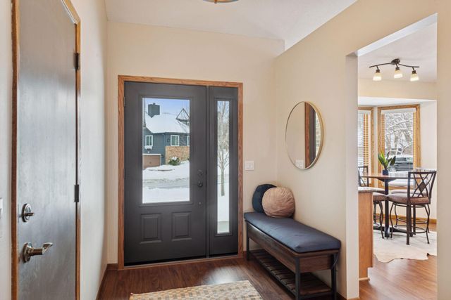 18719 Clear View Drive, Minnetonka, MN 55345