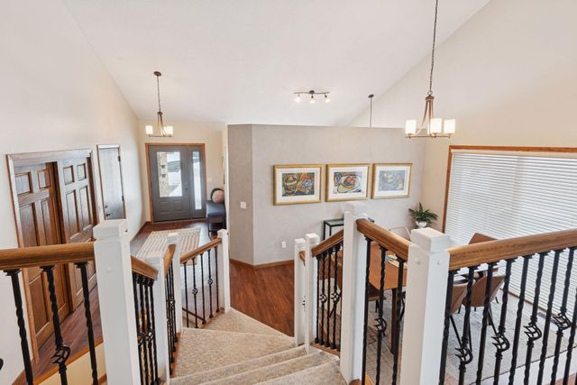 18719 Clear View Drive, Minnetonka, MN 55345