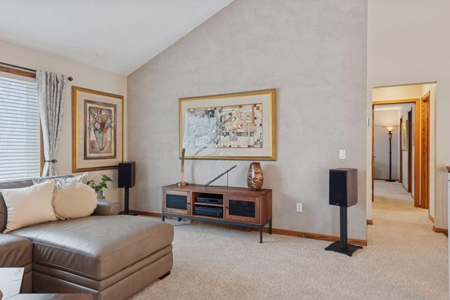 18719 Clear View Drive, Minnetonka, MN 55345