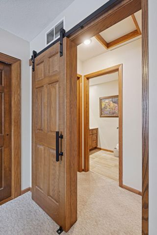 18719 Clear View Drive, Minnetonka, MN 55345