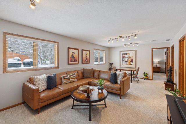 18719 Clear View Drive, Minnetonka, MN 55345