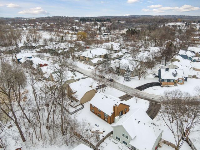 18719 Clear View Drive, Minnetonka, MN 55345