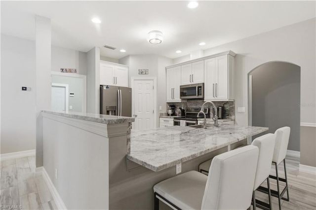 219 NW 12th LN, Cape Coral, FL 33993