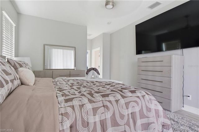 219 NW 12th LN, Cape Coral, FL 33993