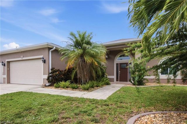 219 NW 12th LN, Cape Coral, FL 33993