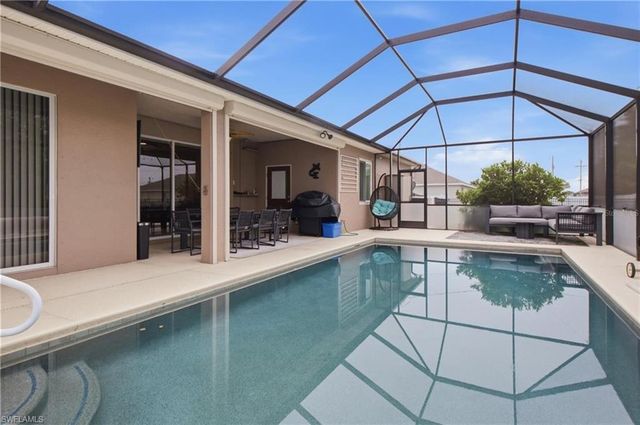 219 NW 12th LN, Cape Coral, FL 33993