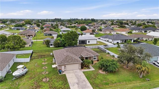 219 NW 12th LN, Cape Coral, FL 33993