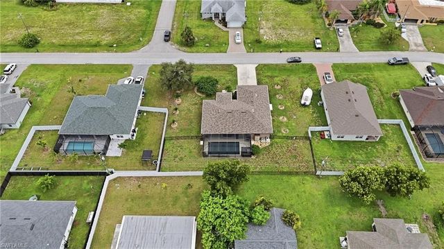 219 NW 12th LN, Cape Coral, FL 33993