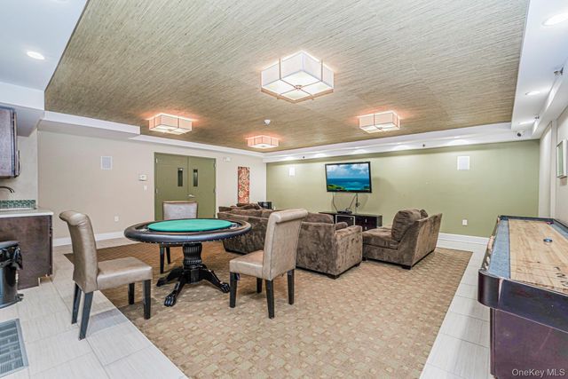 775 Lafayette 5F, Brooklyn, NY 11221