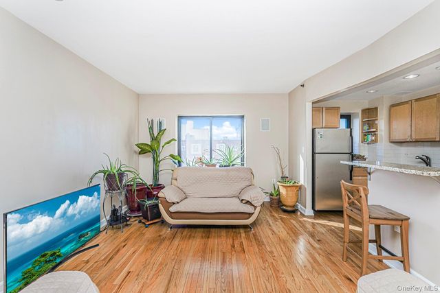 775 Lafayette 5F, Brooklyn, NY 11221