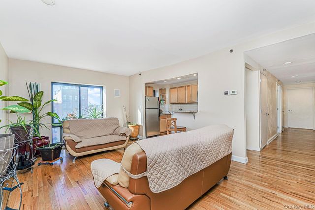 775 Lafayette 5F, Brooklyn, NY 11221