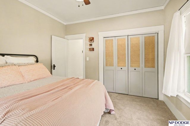 2008 S 58 Street, Omaha, NE 68106