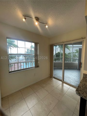 2831 N Oakland Forest Dr 211, Oakland Park, FL 33309