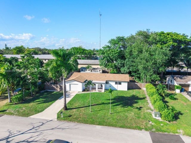 4871 SW 36th Ct, Pembroke Park, FL 33023