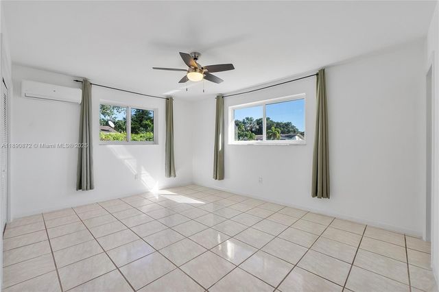 4871 SW 36th Ct, Pembroke Park, FL 33023