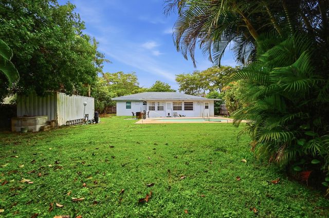 2316 SE 1st Street, Boynton Beach, FL 33435