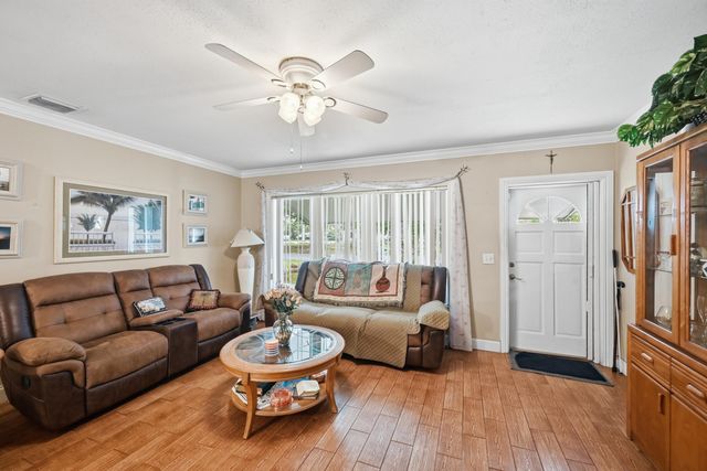 2316 SE 1st Street, Boynton Beach, FL 33435