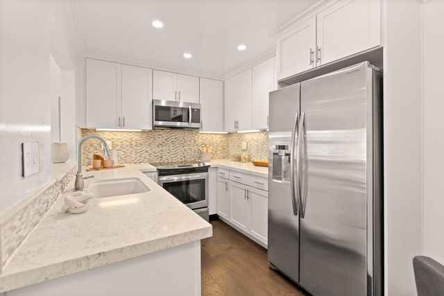 249 Elm Street 104, San Mateo, CA 94401