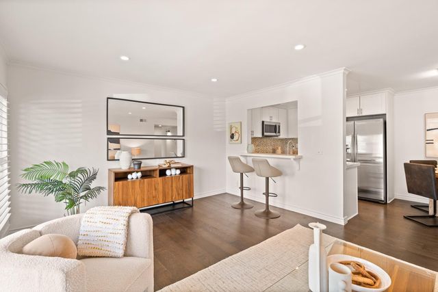 249 Elm Street 104, San Mateo, CA 94401