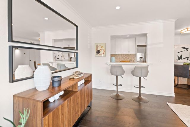 249 Elm Street 104, San Mateo, CA 94401