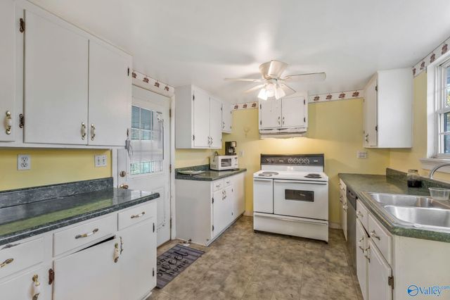 2801 Highway 31 NW, Hartselle, AL 35640