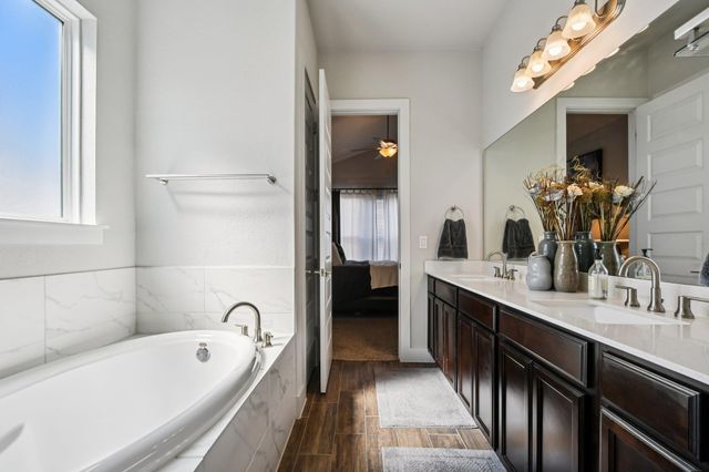 11212 Charger WAY, Manor, TX 78653