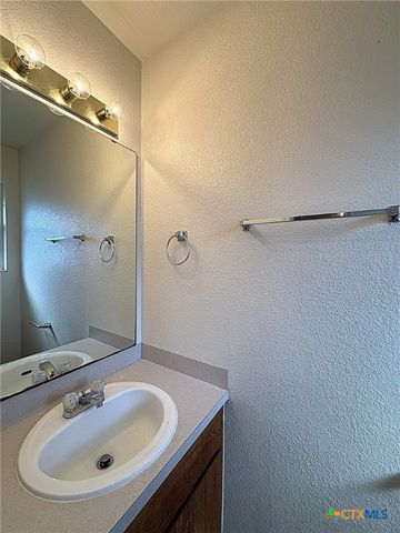 4302 Sylvia Drive B, Killeen, TX 76549