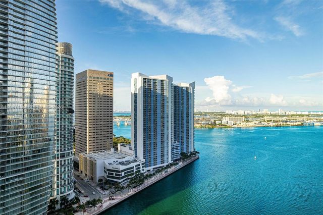 325 S Biscayne Blvd 4115, Miami, FL 33131