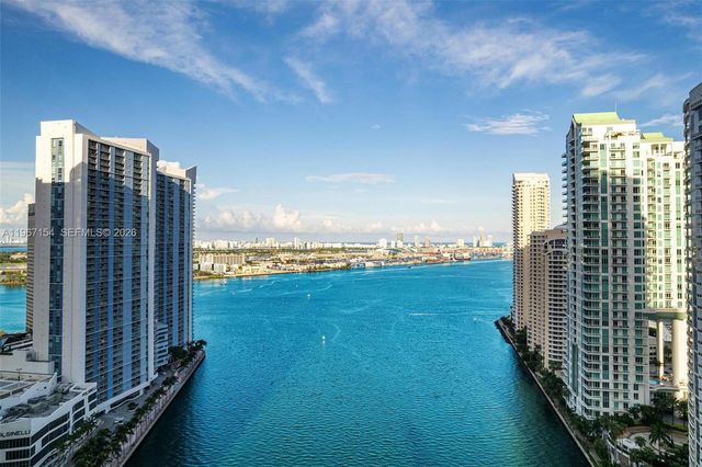 325 S Biscayne Blvd 4115, Miami, FL 33131