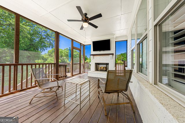 391 Pirkle Avenue, Buford, GA 30518